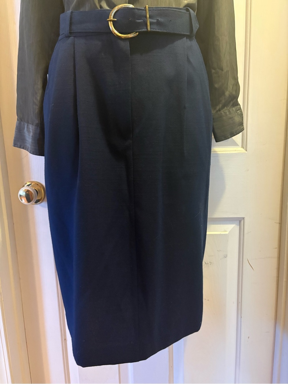 Sport Collection, Vintage,80’s, Midi Skirt with Gold Buckle, Vintage Sz 14.